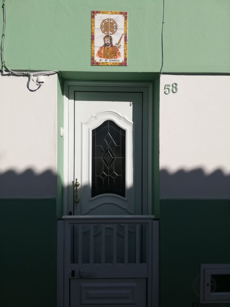 Rabo de Peixe - wizerunek Jezusa - wejście do domu